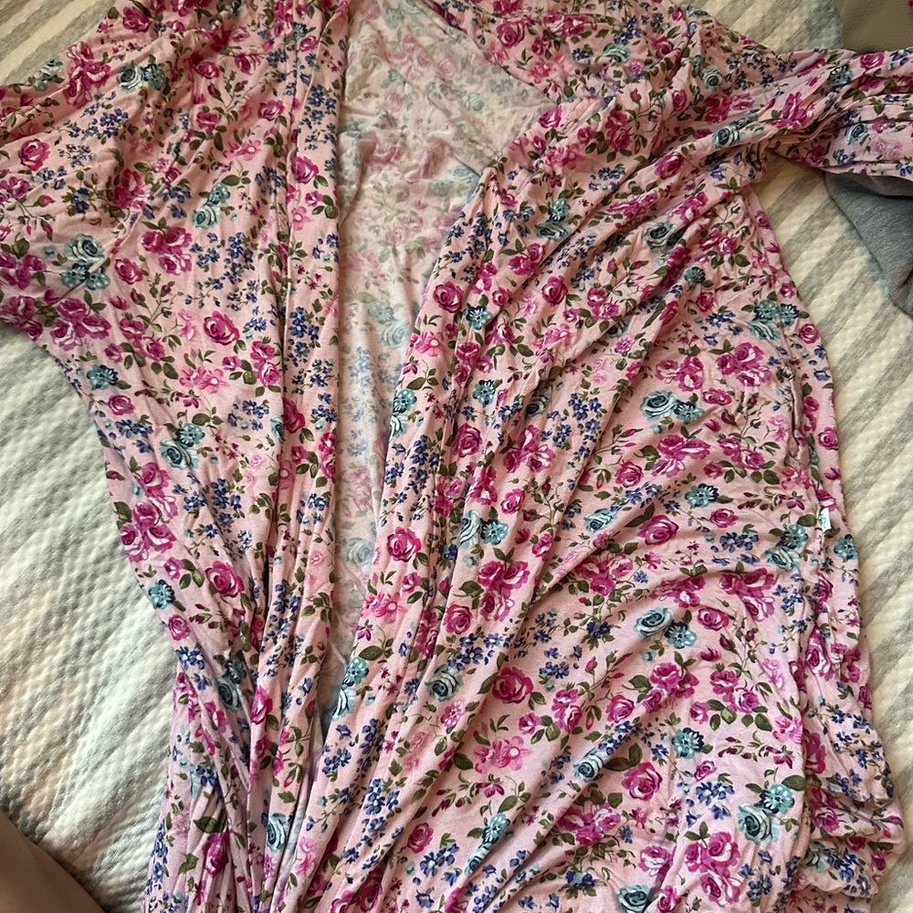 Posh peanut delivery robe